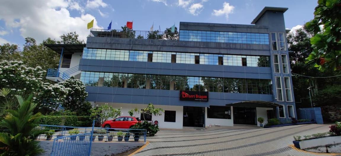 Thabasiya Resorts Kuzhittura Luaran gambar